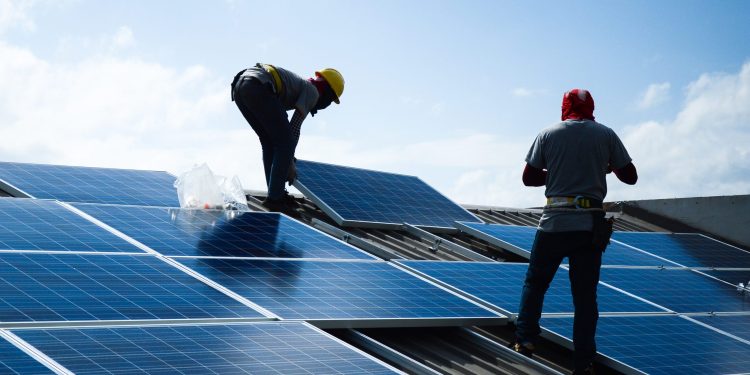 A Quick Guide to Residential Solar System Installation