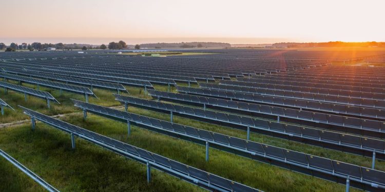 Lightsource bp completes 135-MW solar project for Arkansas utility