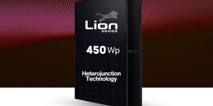 Recom releases new all-black, bifacial module