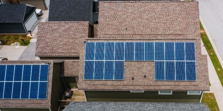 New law says HOAs can’t prohibit solar installs in Michigan anymore