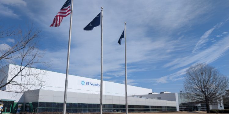 America’s largest silicon solar cell manufacturer opens its doors