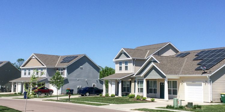 Kansas army base now powered by 16-MW solar portfolio